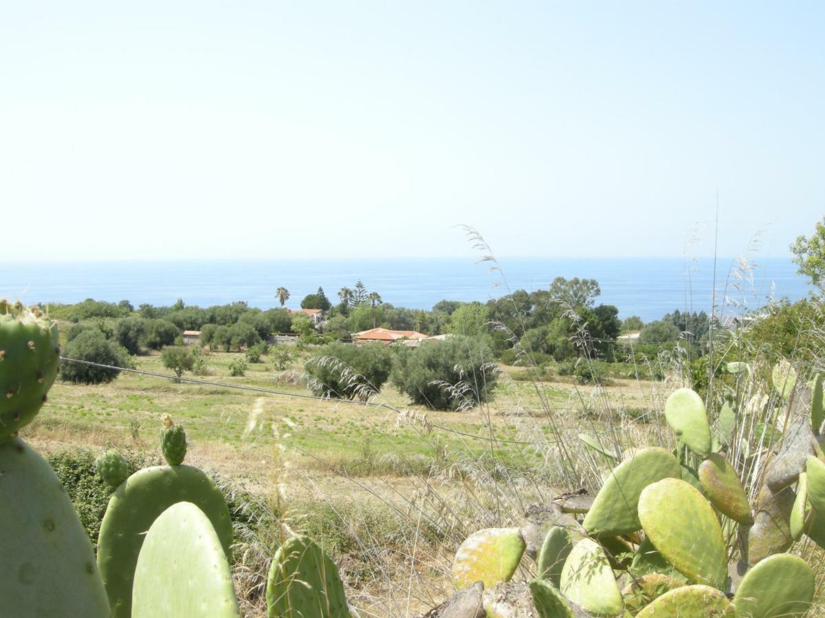 Villa Isabella Zambrone Exterior foto